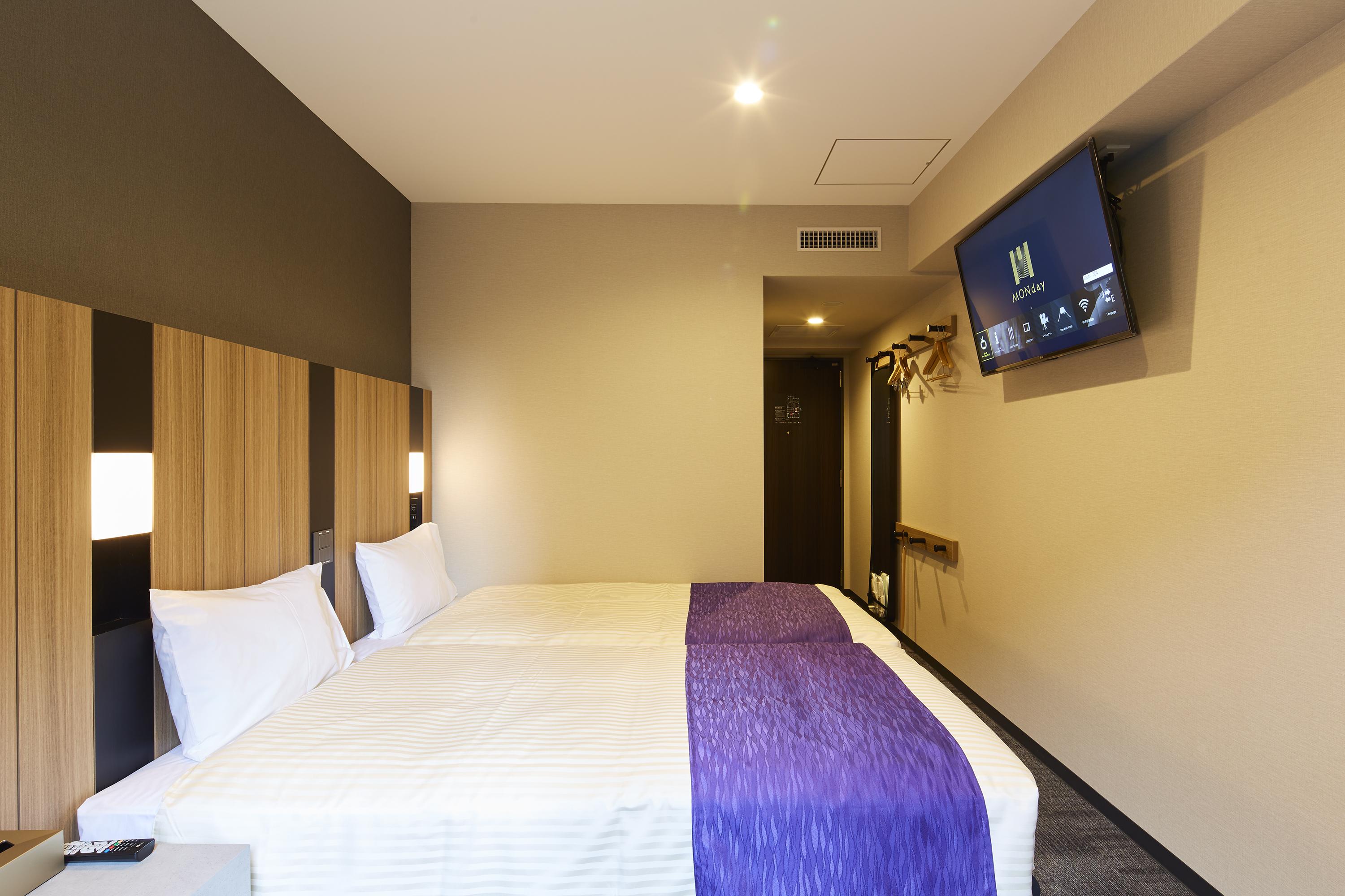โรงแรมมันเดย์ คาราซูมานิโจะ โรงแรม 3*