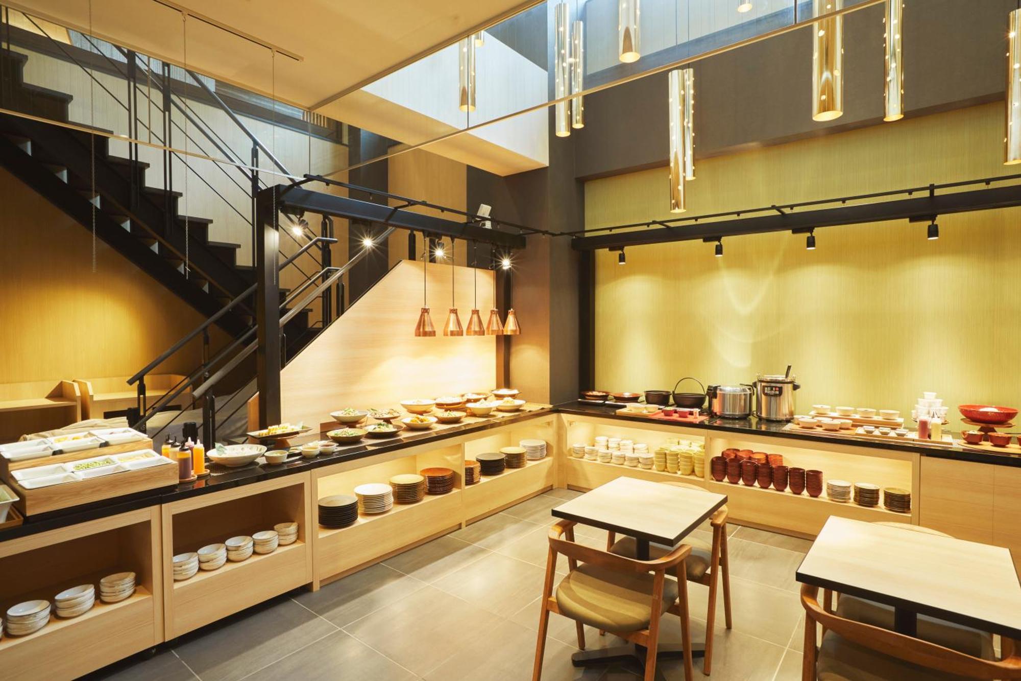 โรงแรมมันเดย์ คาราซูมานิโจะ โรงแรม เกียวโต